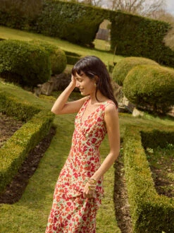 Danna Tulip Print Dress -Kitri Studio 2025 03 12 KitriSummerLifestyle 01 342