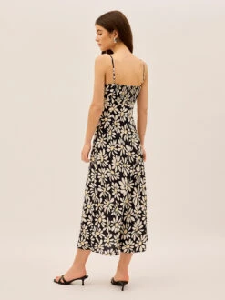 Velma Daisy Print Midi Dress 11 Velma Daisy Print Midi Dress -Kitri Studio 2304123BKD VELMADAISY 006 V2