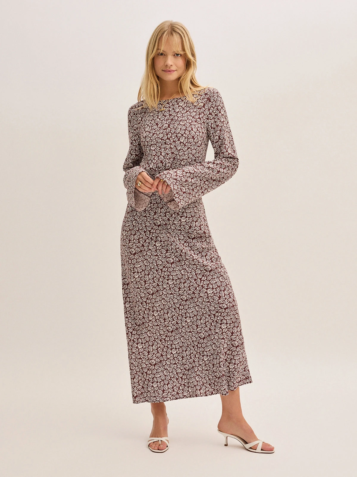 Adaline Aubergine Daisy Print Dress 5 Adaline Aubergine Daisy Print Dress - Image 5