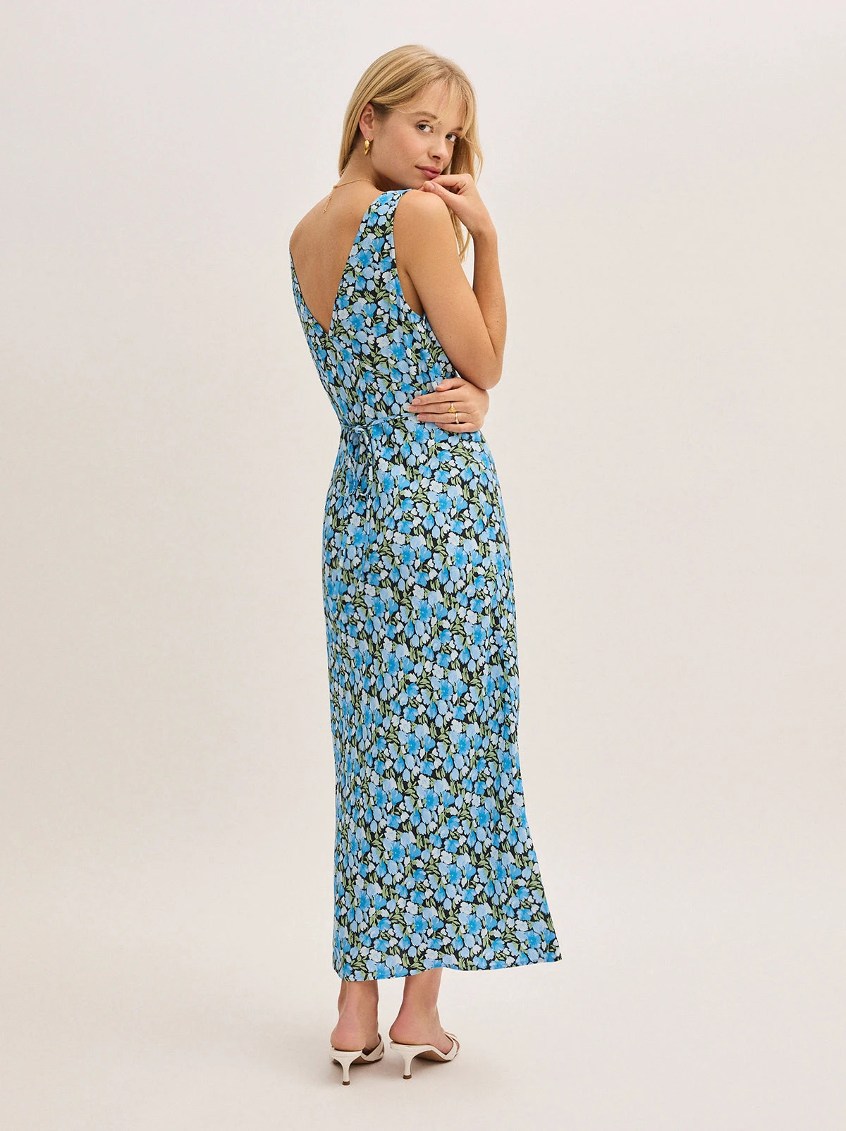 Danna Blue Floral Print Dress 5 Danna Blue Floral Print Dress - Image 5