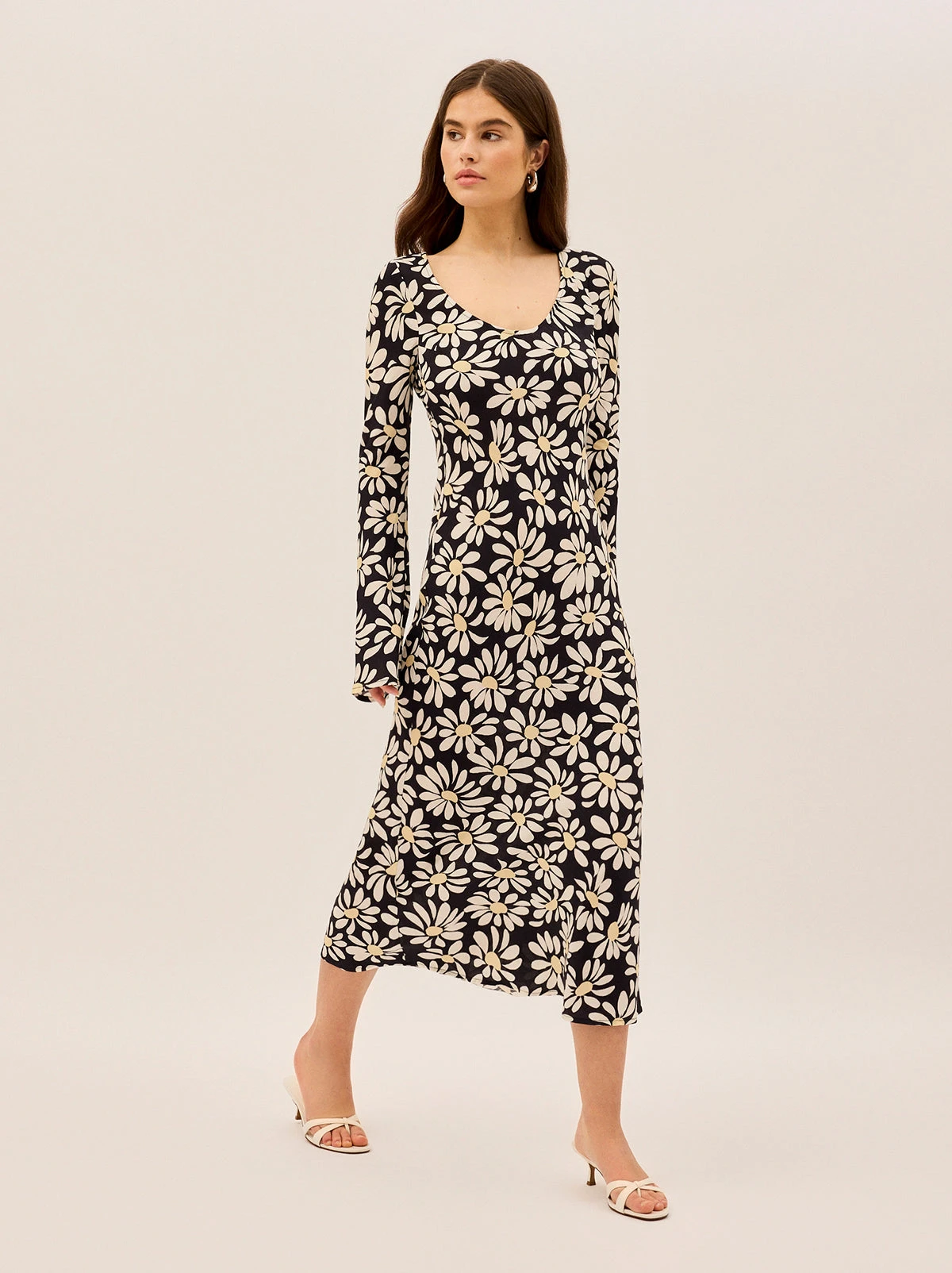 Gia Daisy Print Dress 3 Gia Daisy Print Dress - Image 3