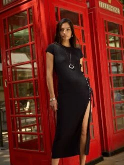 Calista Black Knit Dress 16 Calista Black Knit Dress -Kitri Studio CALISTA BLACK LOOKBOOK 4